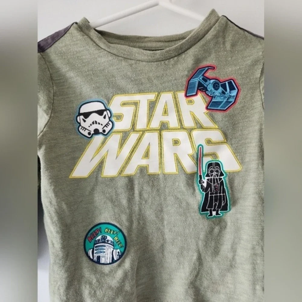 Gap Kids 3T Star Wars Graphic‎ Long Sleeve T-Shirt Olive Green Patches Disney